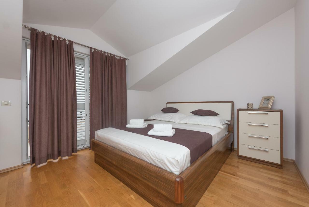 Apartments Naja Makarska Luaran gambar