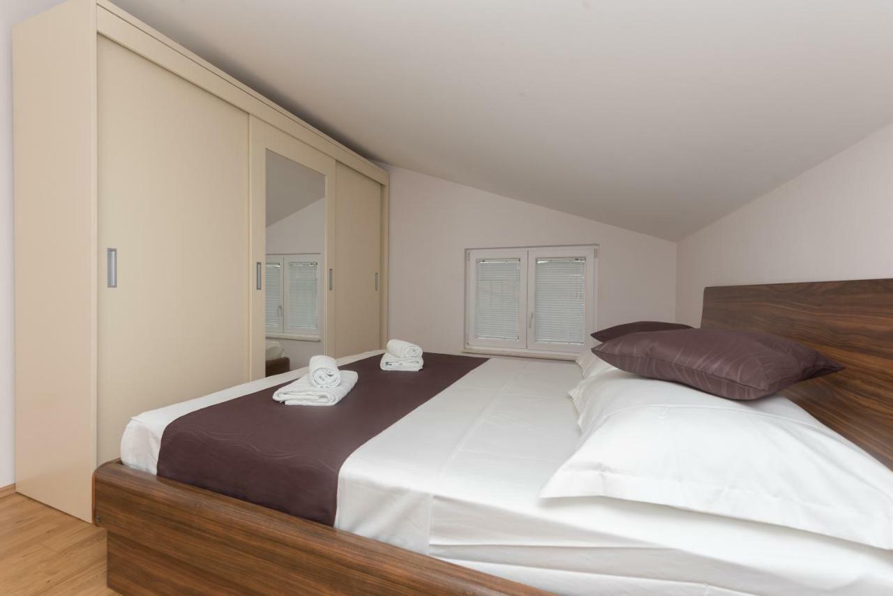 Apartments Naja Makarska Luaran gambar
