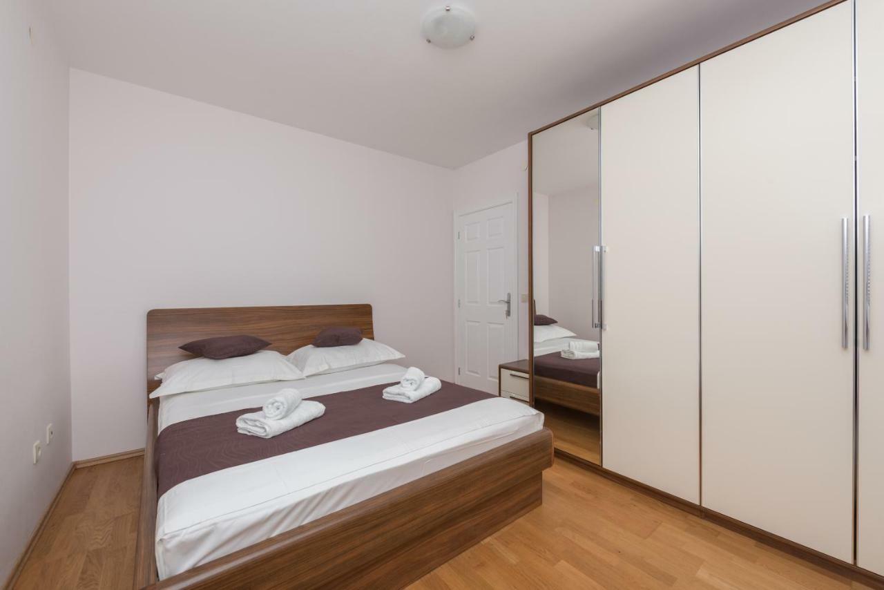 Apartments Naja Makarska Luaran gambar