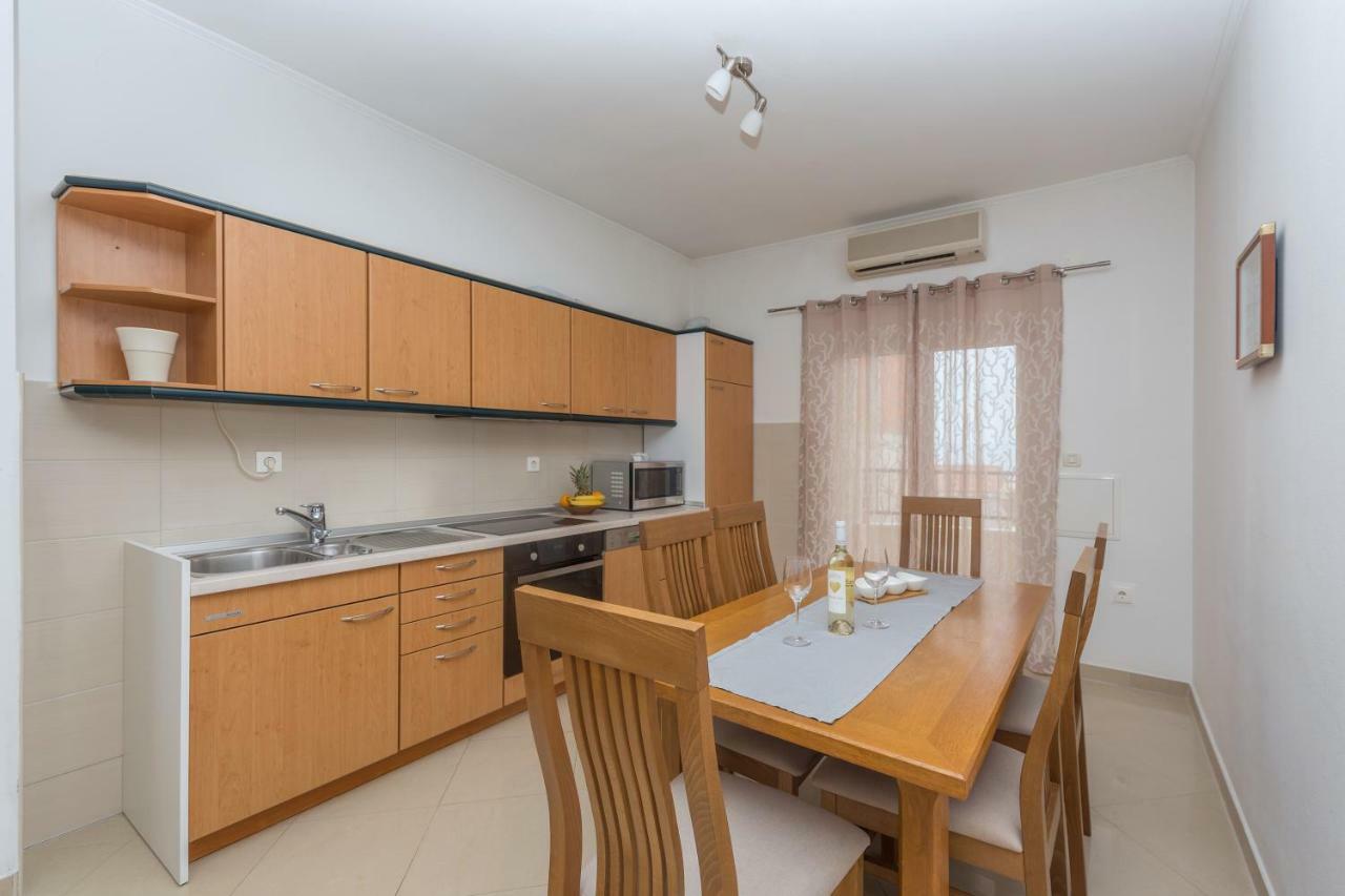 Apartments Naja Makarska Luaran gambar